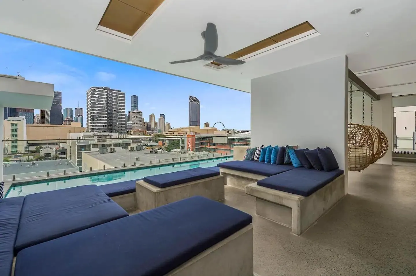 Stylish South Bank Apt With King Bed & Huge Balcony! Brisbane